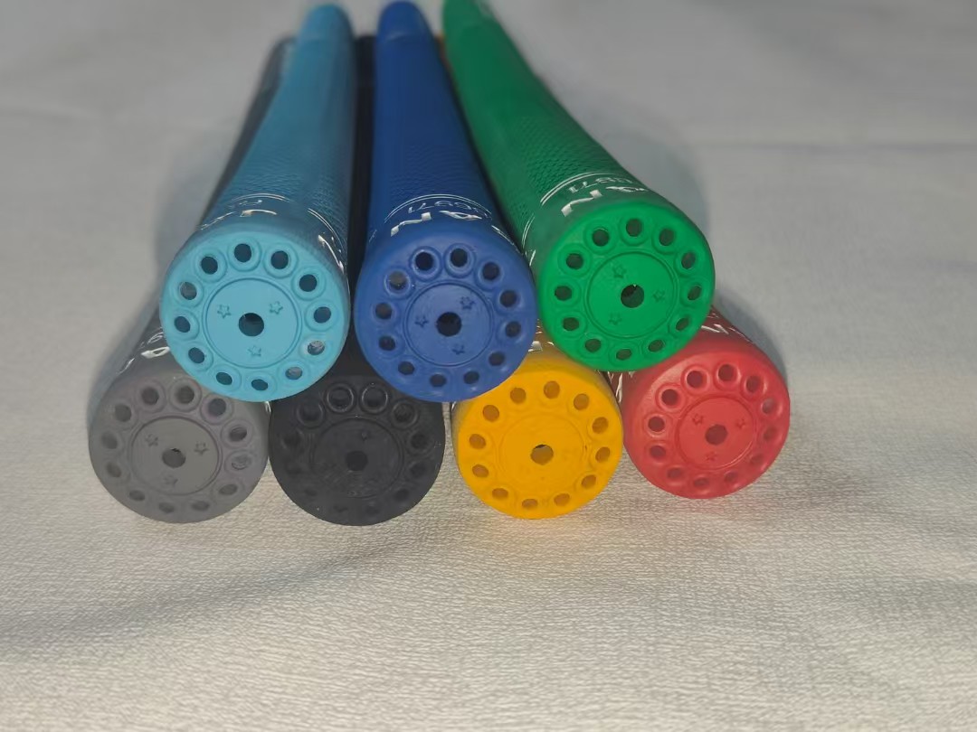 Nuovo set da 5 pezzi Manopole  - Golf Equipment Holder recensione e prezzo